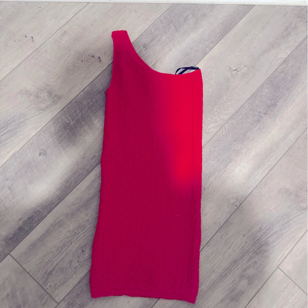 Sexy Bebe on shoulder mini dress